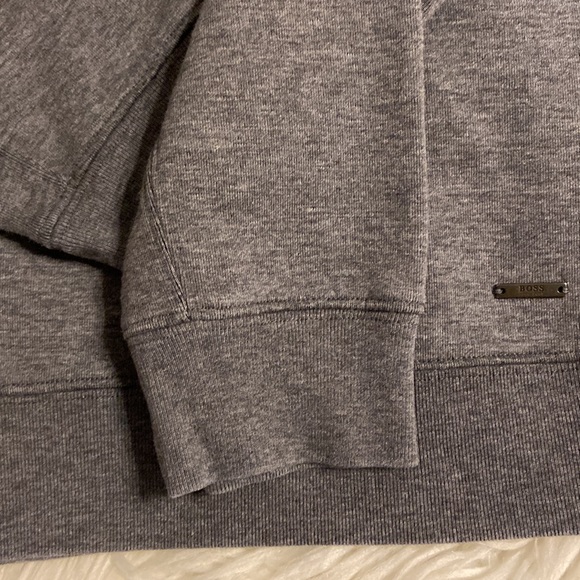 Hugo Boss Slimfit size L Shirt long 25” bust 38/40” excellent condition - Picture 10 of 16